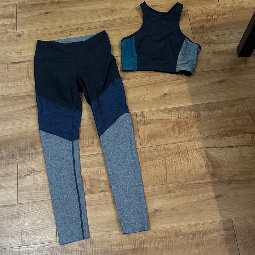 CUTE SET Gray Blue Outdoor Voices TechSweat colorblock legging sports bra SMALL